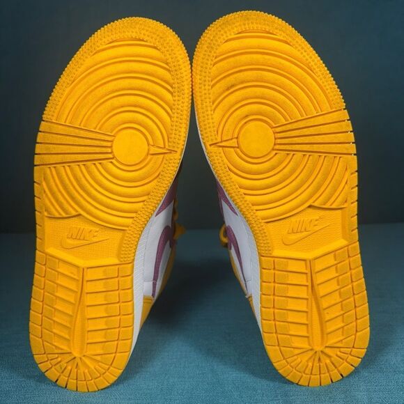 Size 4Y/5.5Women - Nike Air Jordan Retro High multicolor shoes - Picture 8 of 9